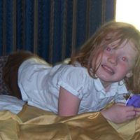 April Lear Photo 19