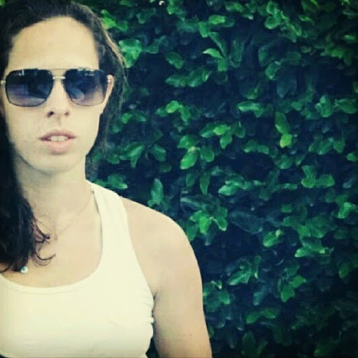 Tamara Rodrigues Photo 9
