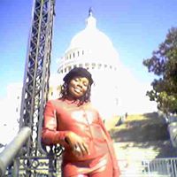 Valerie Armstrong Photo 21