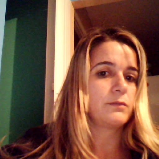 Laura Mirra Photo 7