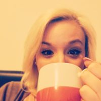 Laura Pullen Photo 14