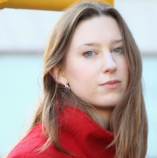 Elizabeth Barber Photo 19