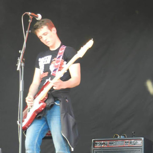 Isaac Cook Photo 35