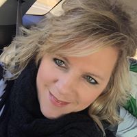 Kelly Kline Photo 22