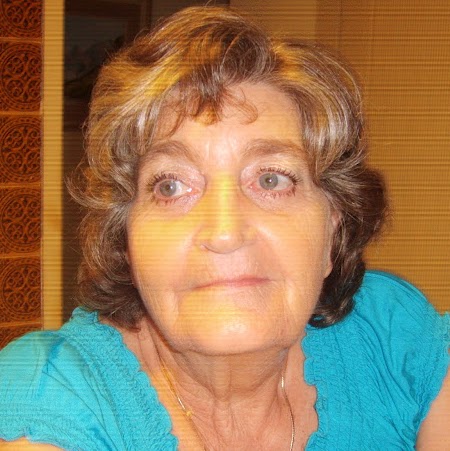 Julie Foley Photo 15