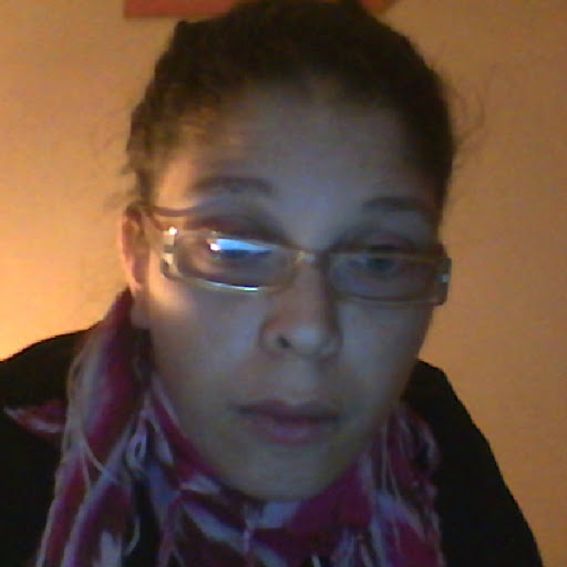 Vicki Gomez Photo 37