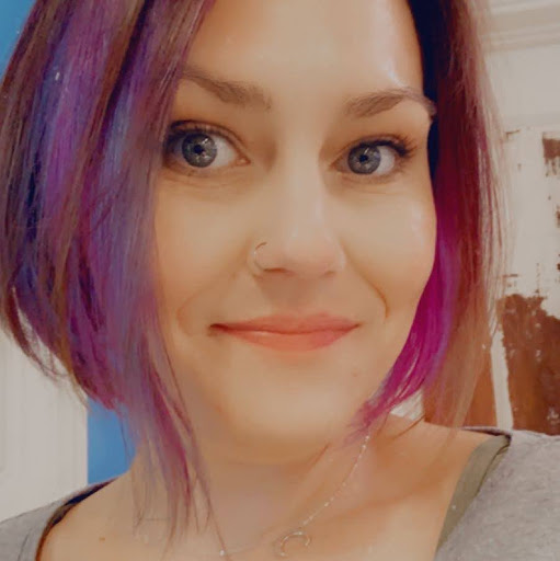 Kara Hall Photo 29