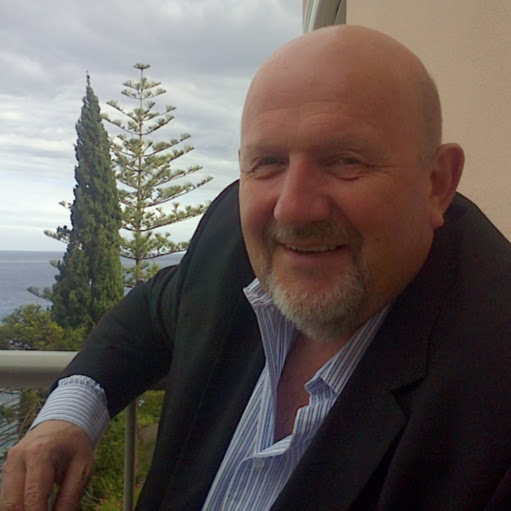Philip Thomson Photo 25