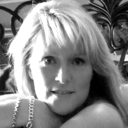 Marsha Carter Photo 26