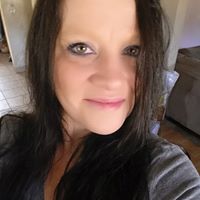 Carrie Dickey Photo 6