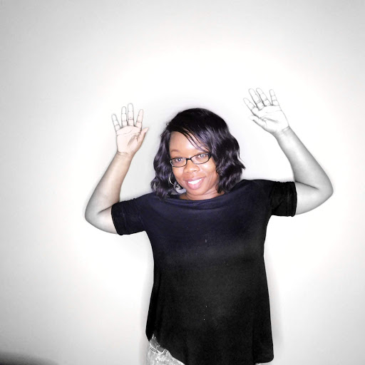 Latoya Anderson Photo 12