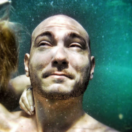 Andrea Casanova Photo 32