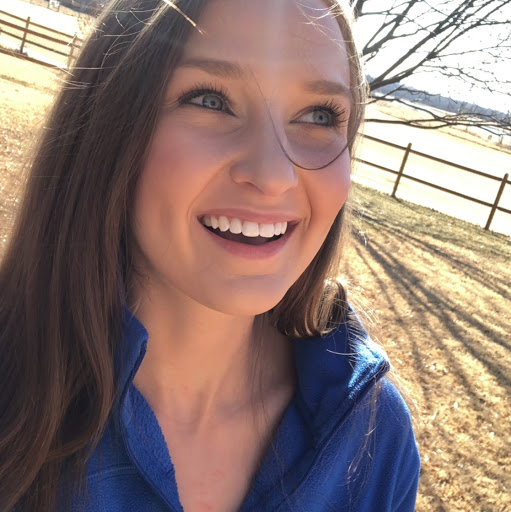 Laura Cochran Photo 33