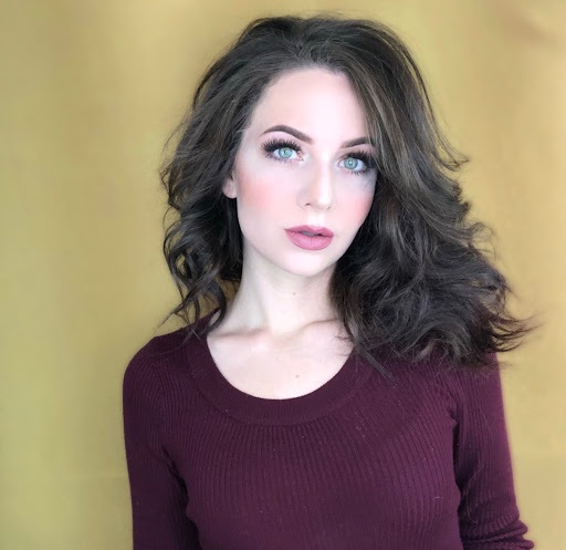 Jessica Hayward Photo 28