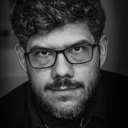 Carlos Granados Photo 39