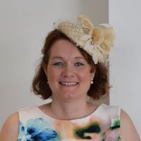 Lesley Edwards Photo 22