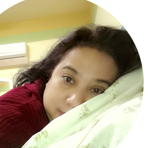 Janet Elias Photo 19
