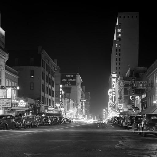 Phillip Anderson Photo 43