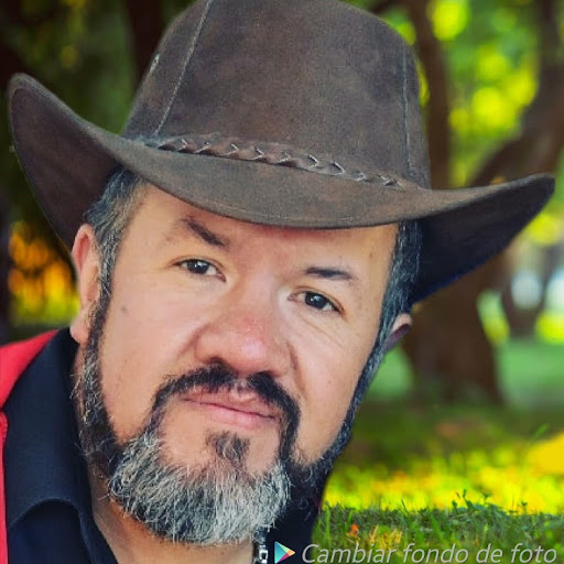 Alberto Cardona Photo 21