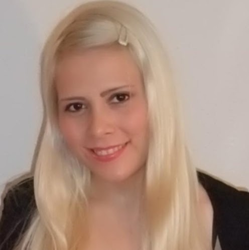 Elsa Fuentes Photo 36