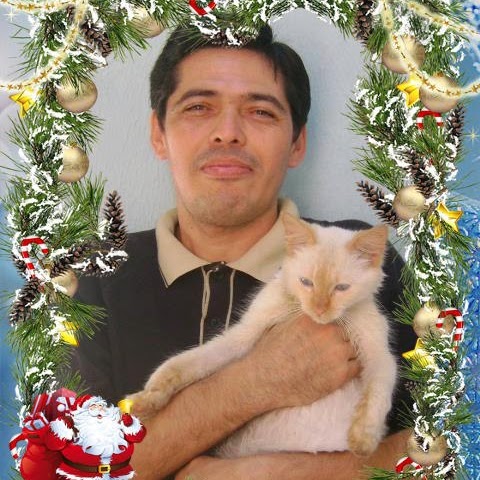 Santos Delgado Photo 4