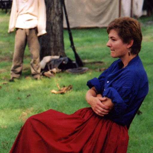 Frances Bennett Photo 28