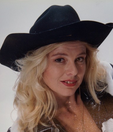 Diane Bowden Photo 16
