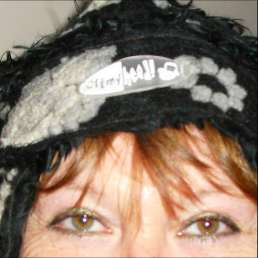 Suzanne White Photo 34