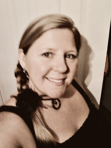 Tracy Overton Photo 23