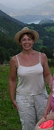 Helen Chapman Photo 48