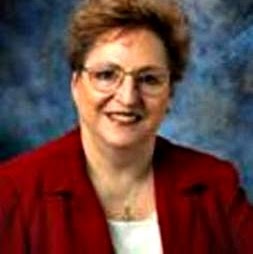 Peggy Robbins Photo 18
