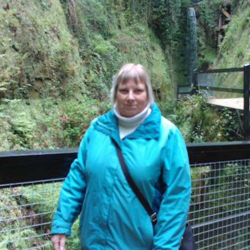 Pauline Young Photo 39