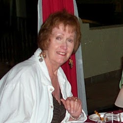 Constance Peters Photo 27