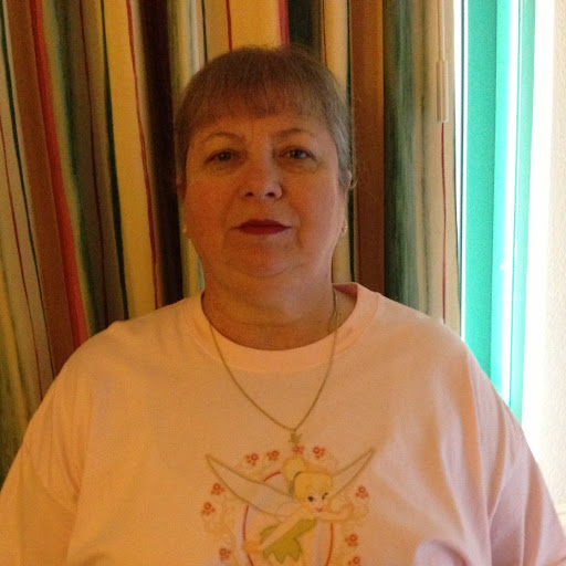 Linda Raymond Photo 19