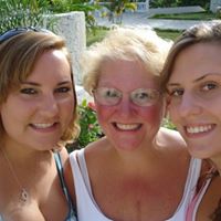 Karen Schuster Photo 7