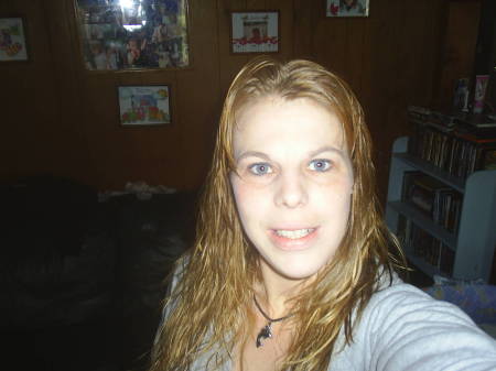 Ashley Cook Photo 31