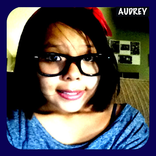 Taylor Hunter Photo 11