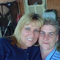 Stacy Browning Photo 23