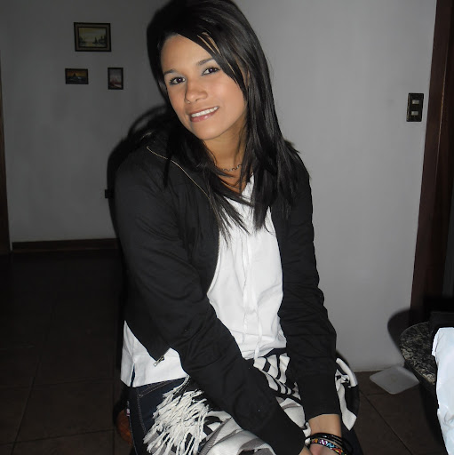 Katherine Gonzalez Photo 38