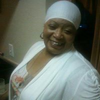 Linda Barrow Photo 14