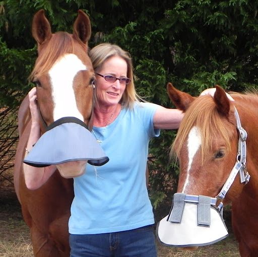 Susan Gray Photo 30