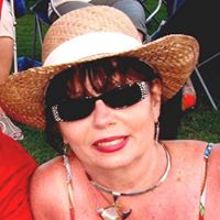 Barbara Grogan Photo 12