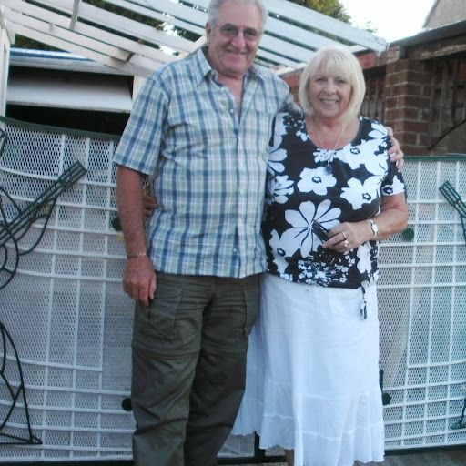 Linda Strickland Photo 26