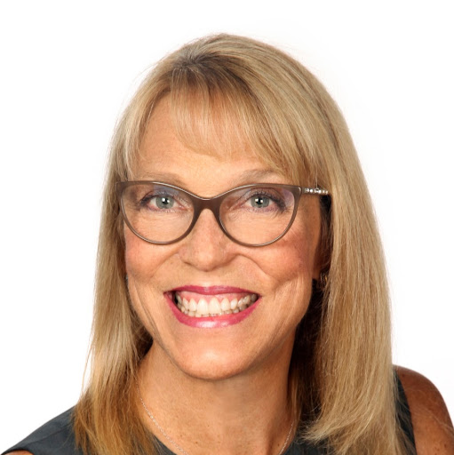 Connie Hudson Photo 25