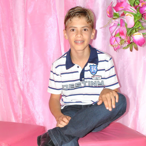 Samuel Rocha Photo 35