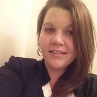 Rebecca Ernst Photo 28
