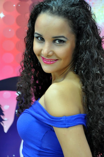 Mercedes Ruiz Photo 19
