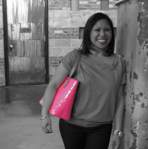 Michelle Valdez Photo 36