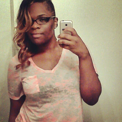 Nicole Drake Photo 13