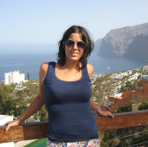 Elena Nogales Photo 3